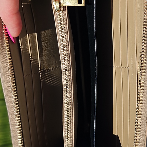 YSL Long Zippy Leather Wallet - Picture 5 of 16